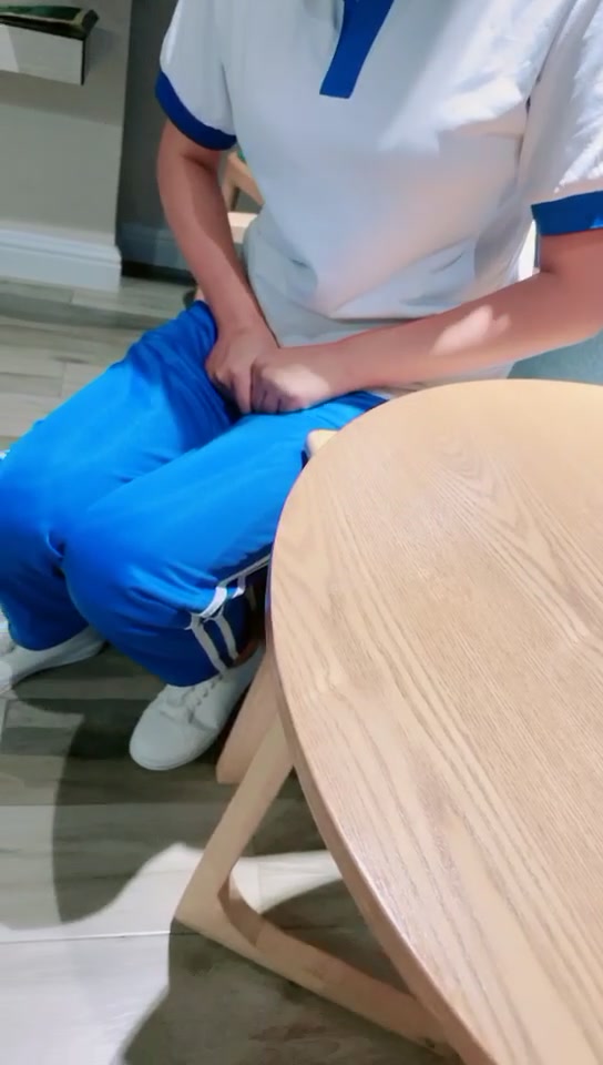 1800拿下极品学生妹抽插潮吹体质高潮子宫不断的痉挛